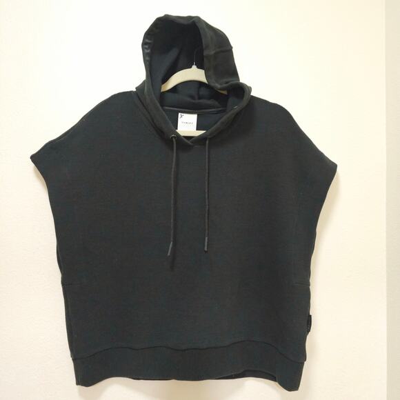 Varley Black Oversized Hoodie Sweatshirt - Picture 1 of 16